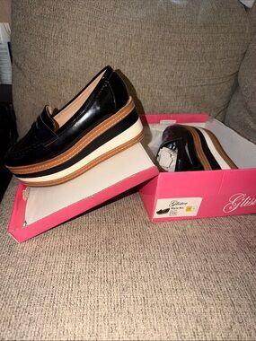 Fluster Black Platform Loafer - Chunky Layered Sole super comfortable size 9